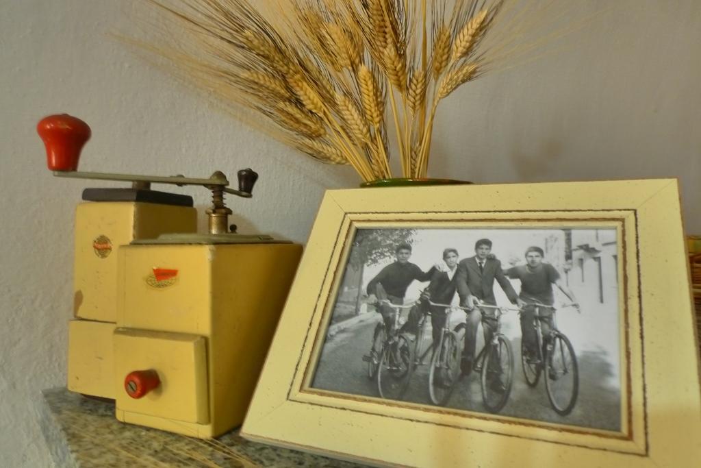 Guesthouse Bosa Di Giuseppe Εξωτερικό φωτογραφία